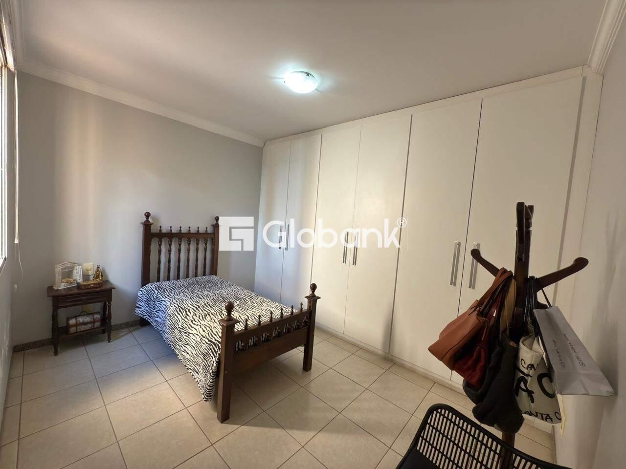 Cobertura 4 quartos à venda Centro 0m² Montes Claros MG: 