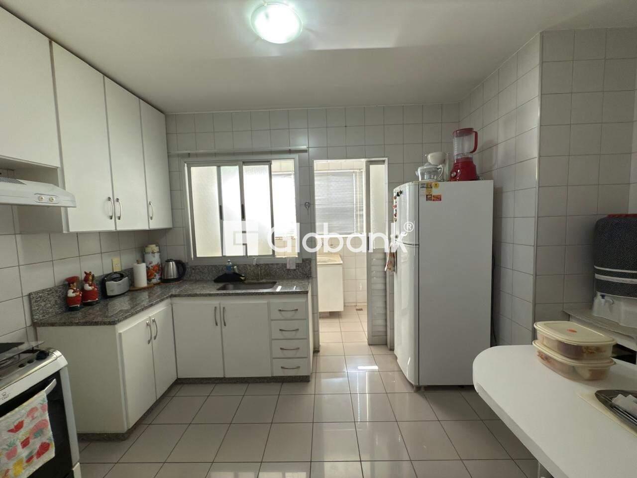 Cobertura 4 quartos à venda Centro 0m² Montes Claros MG: 