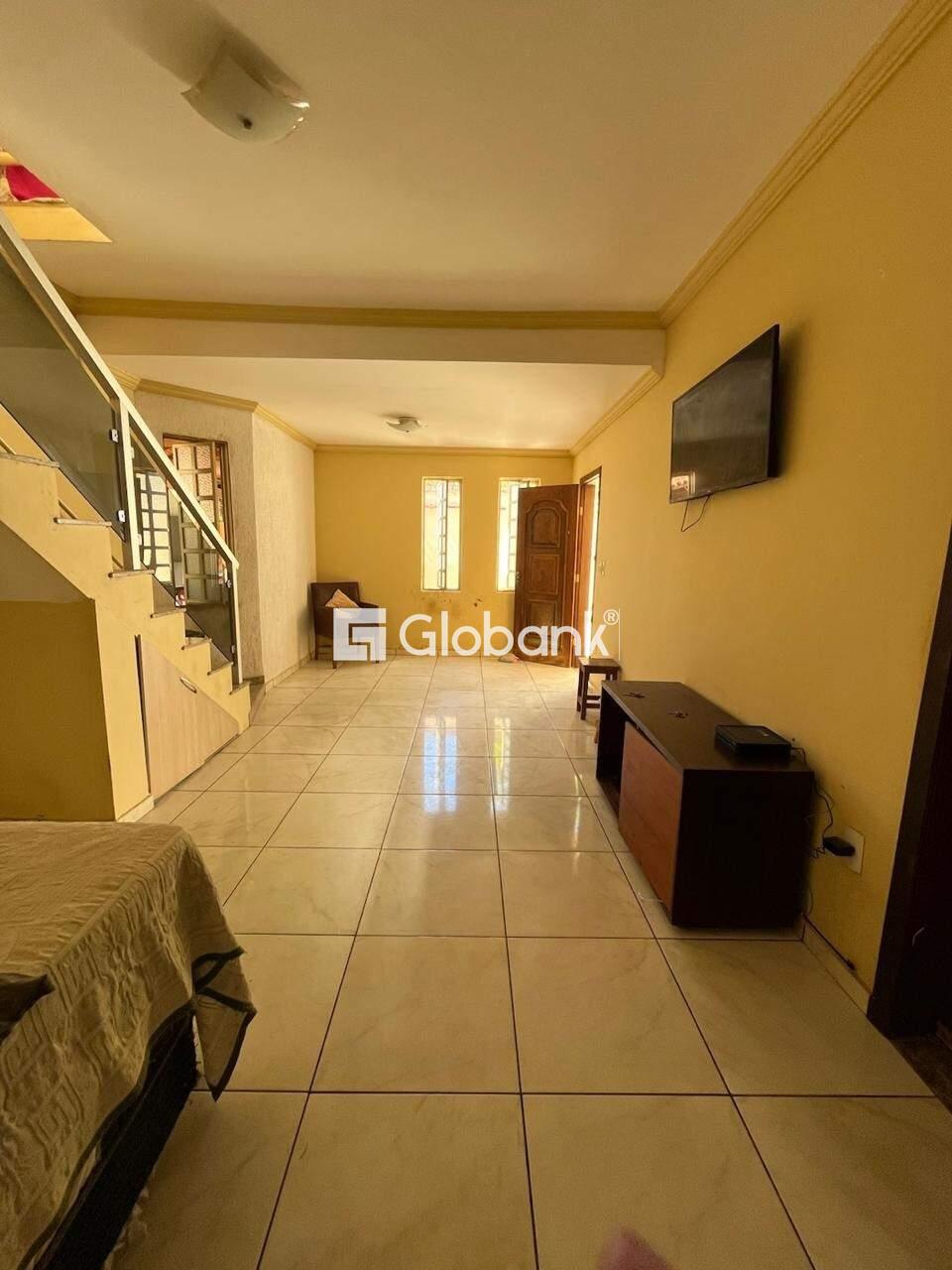 Casa 4 quartos à venda Barcelona Park 200m² Montes Claros MG: SALA