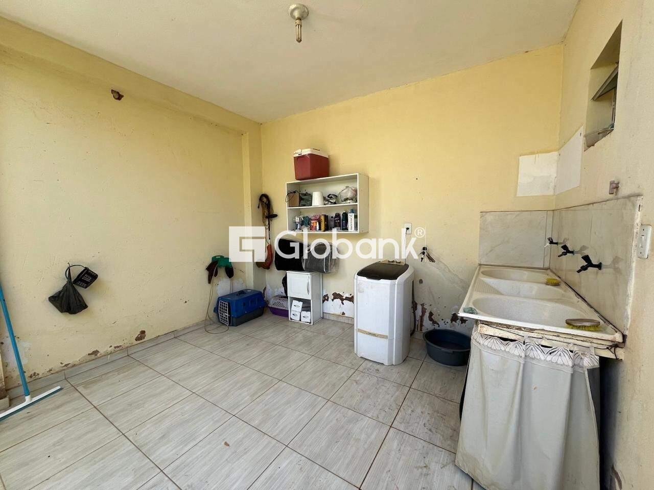 Casa 4 quartos à venda Barcelona Park 200m² Montes Claros MG: REA DE SERVI O