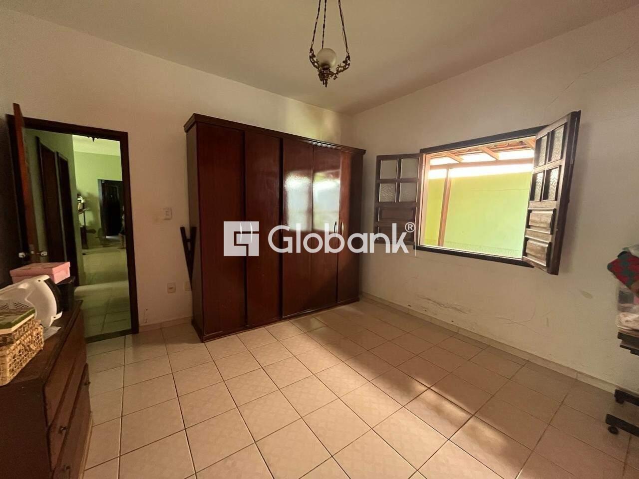 Casa 3 quartos à venda Vila Brasília 0m² Montes Claros MG: DORMIT RIO 02-SU TE