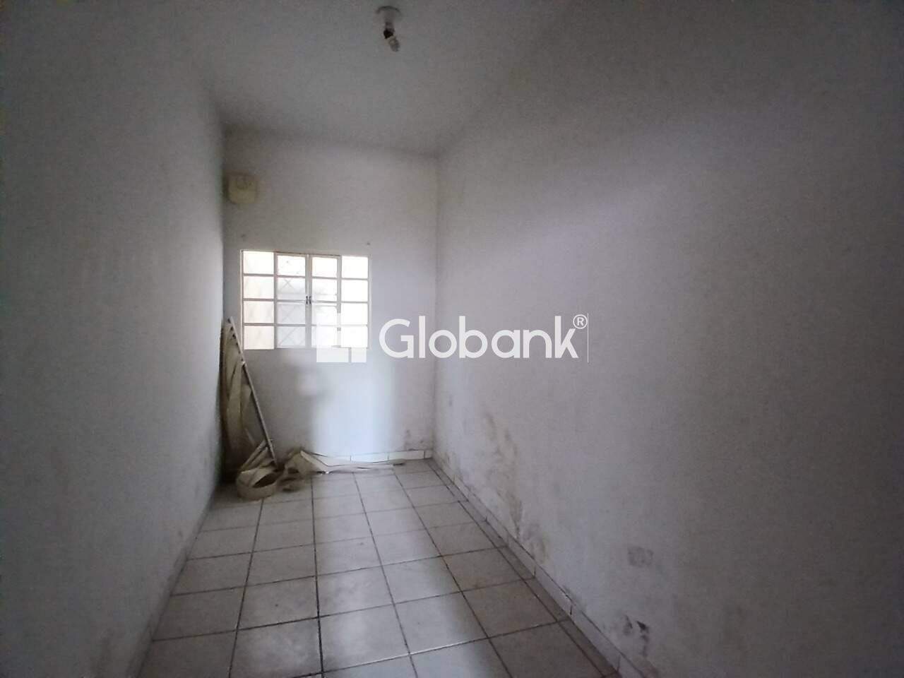 Casa comercial para aluguel Alice Maia 350m² Montes Claros MG: Sala 3