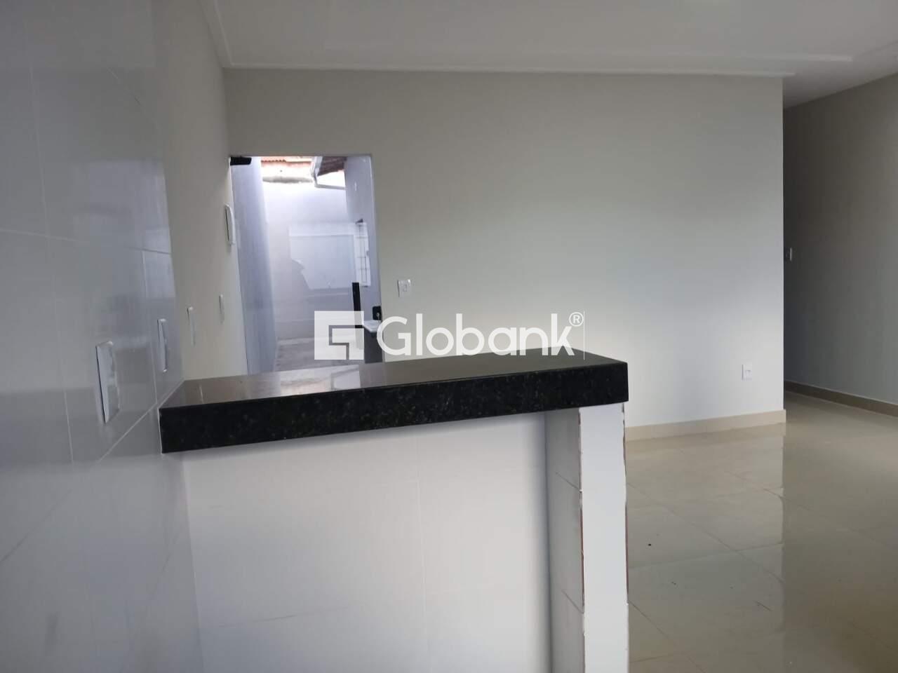 Casa 2 quartos à venda Independência 50m² Montes Claros MG: 