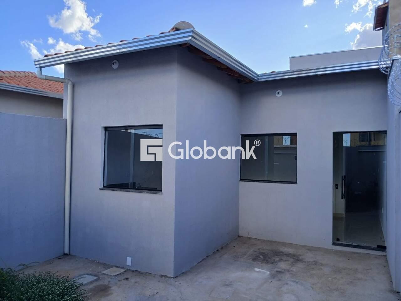 Casa 2 quartos à venda Independência 50m² Montes Claros MG: 