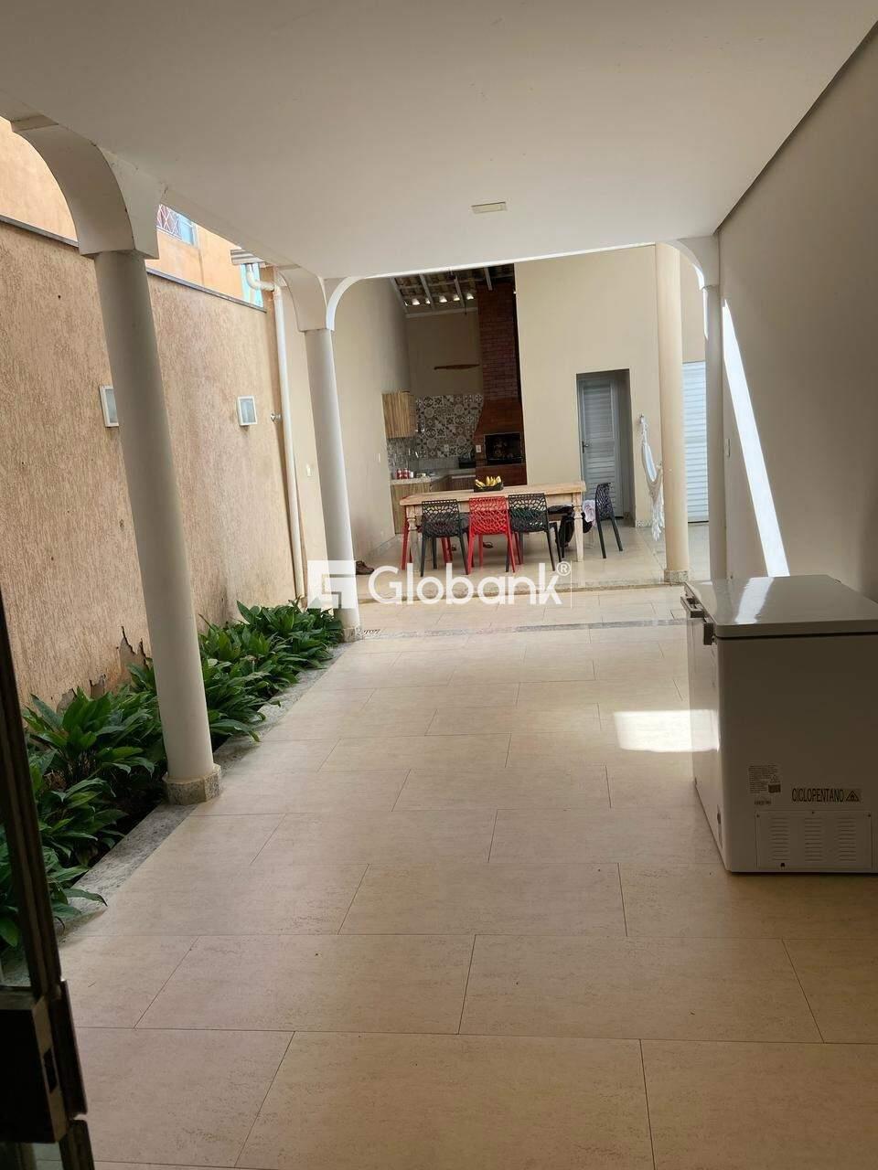 Casa 9 quartos à venda Barcelona Park 450m² Montes Claros MG: 