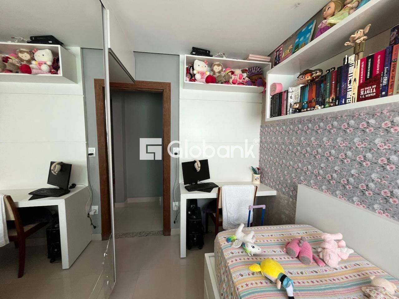 Casa 9 quartos à venda Barcelona Park 450m² Montes Claros MG: APARTAMENTO 02-DORMIT RIO 01