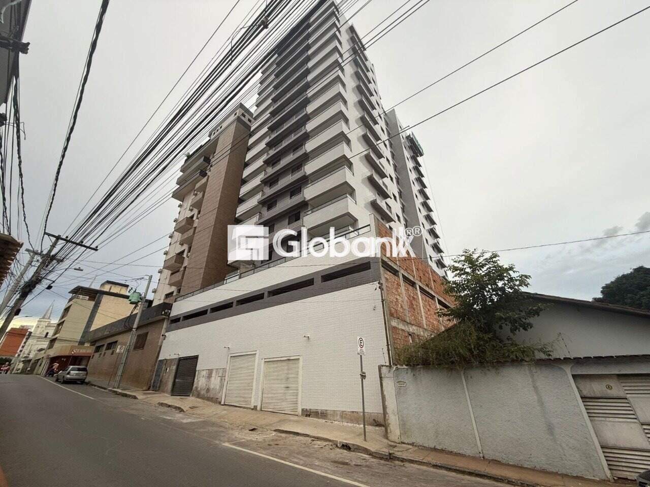 Apartamento 3 quartos à venda Centro 71,52m² Montes Claros MG: 11