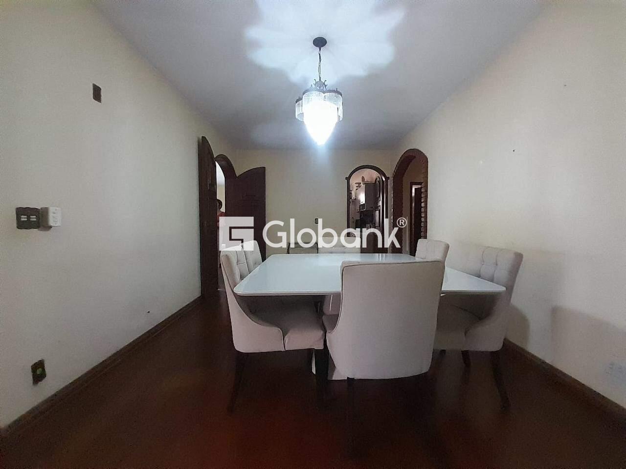 Casa 5 quartos à venda Todos os Santos 300m² Montes Claros MG: 
