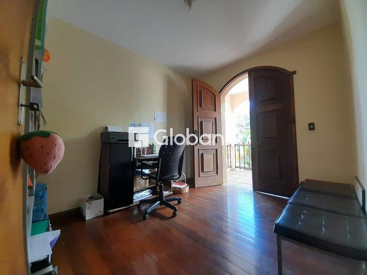 Casa 5 quartos à venda Todos os Santos 300m² Montes Claros MG: 