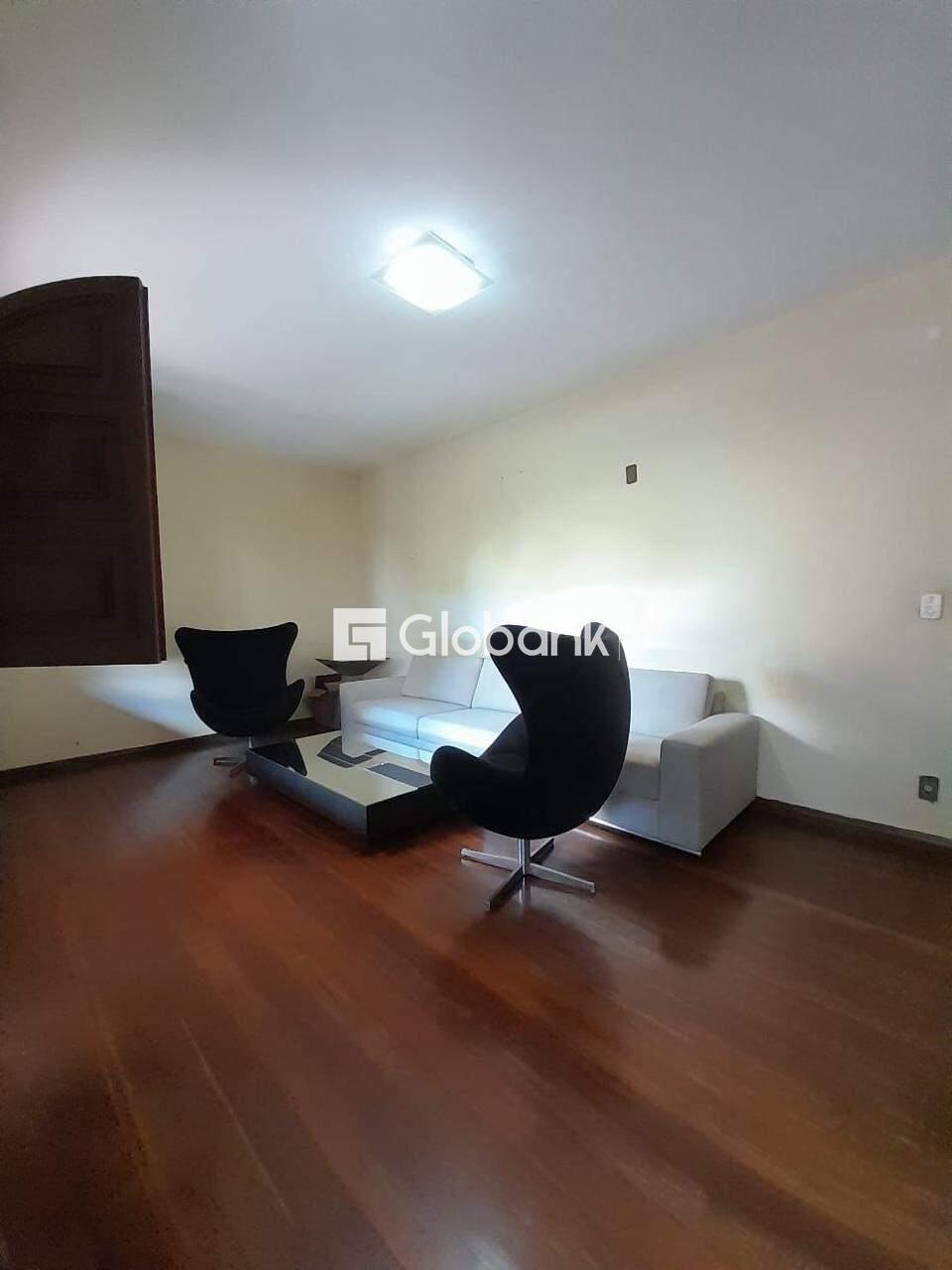 Casa 5 quartos à venda Todos os Santos 300m² Montes Claros MG: 