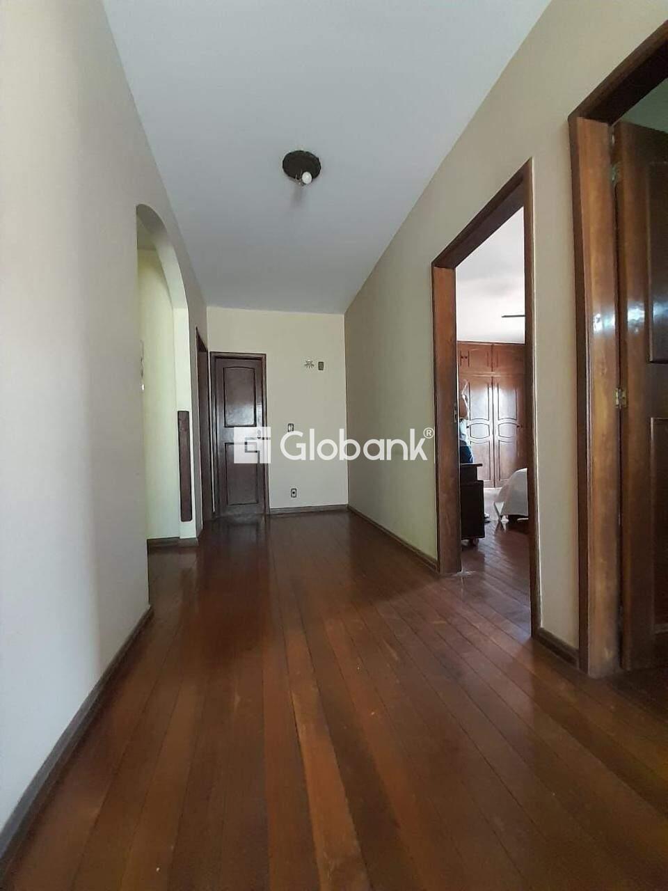 Casa 5 quartos à venda Todos os Santos 300m² Montes Claros MG: 