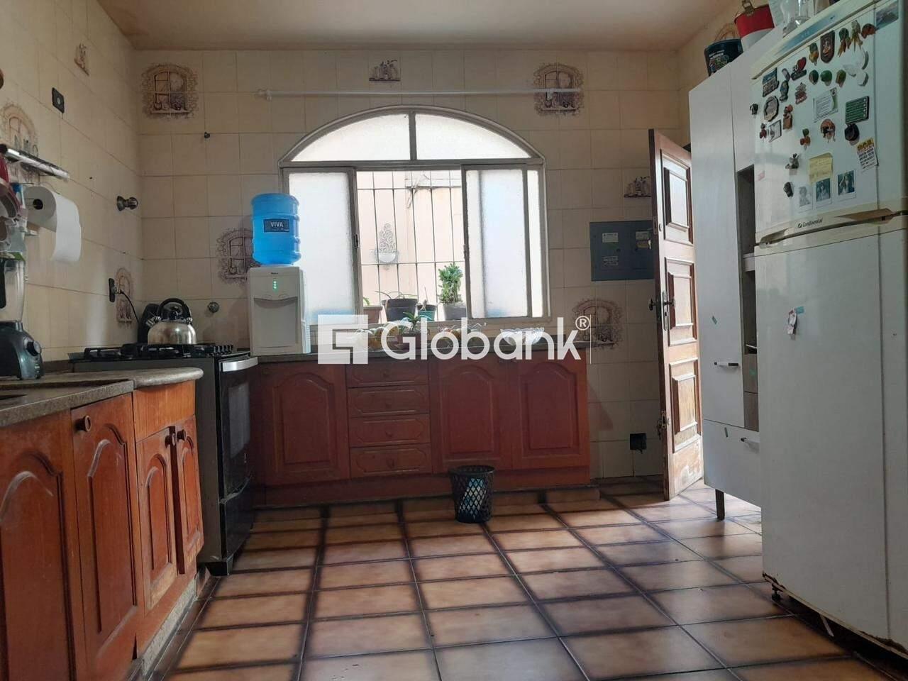 Casa 5 quartos à venda Todos os Santos 300m² Montes Claros MG: 