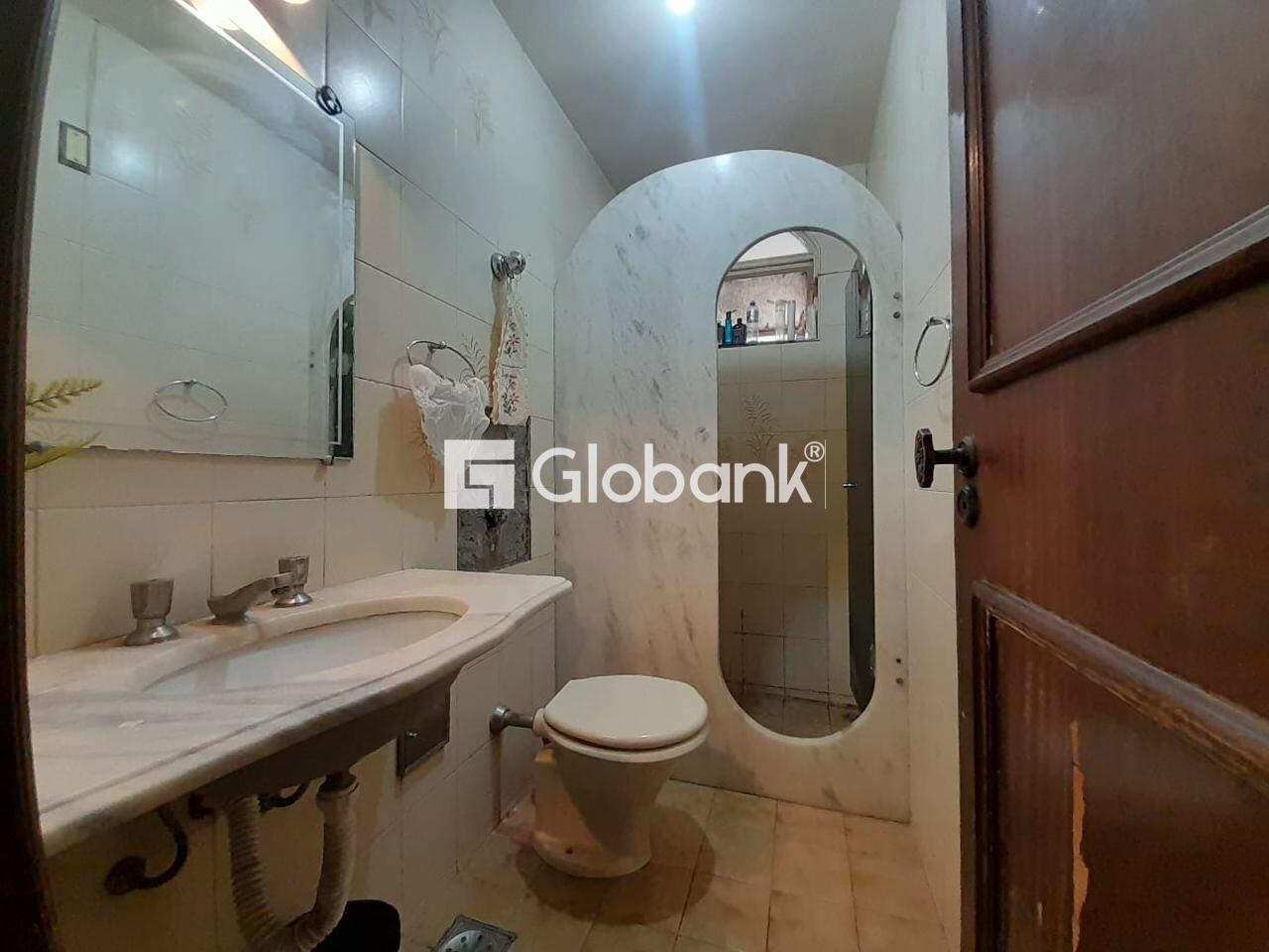 Casa 5 quartos à venda Todos os Santos 300m² Montes Claros MG: 