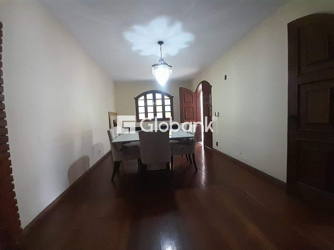Casa 5 quartos à venda Todos os Santos 300m² Montes Claros MG: 