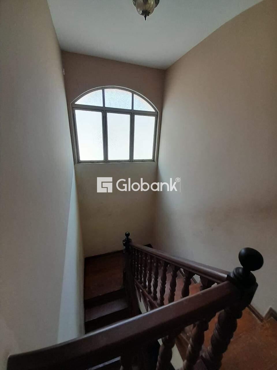 Casa 5 quartos à venda Todos os Santos 300m² Montes Claros MG: 