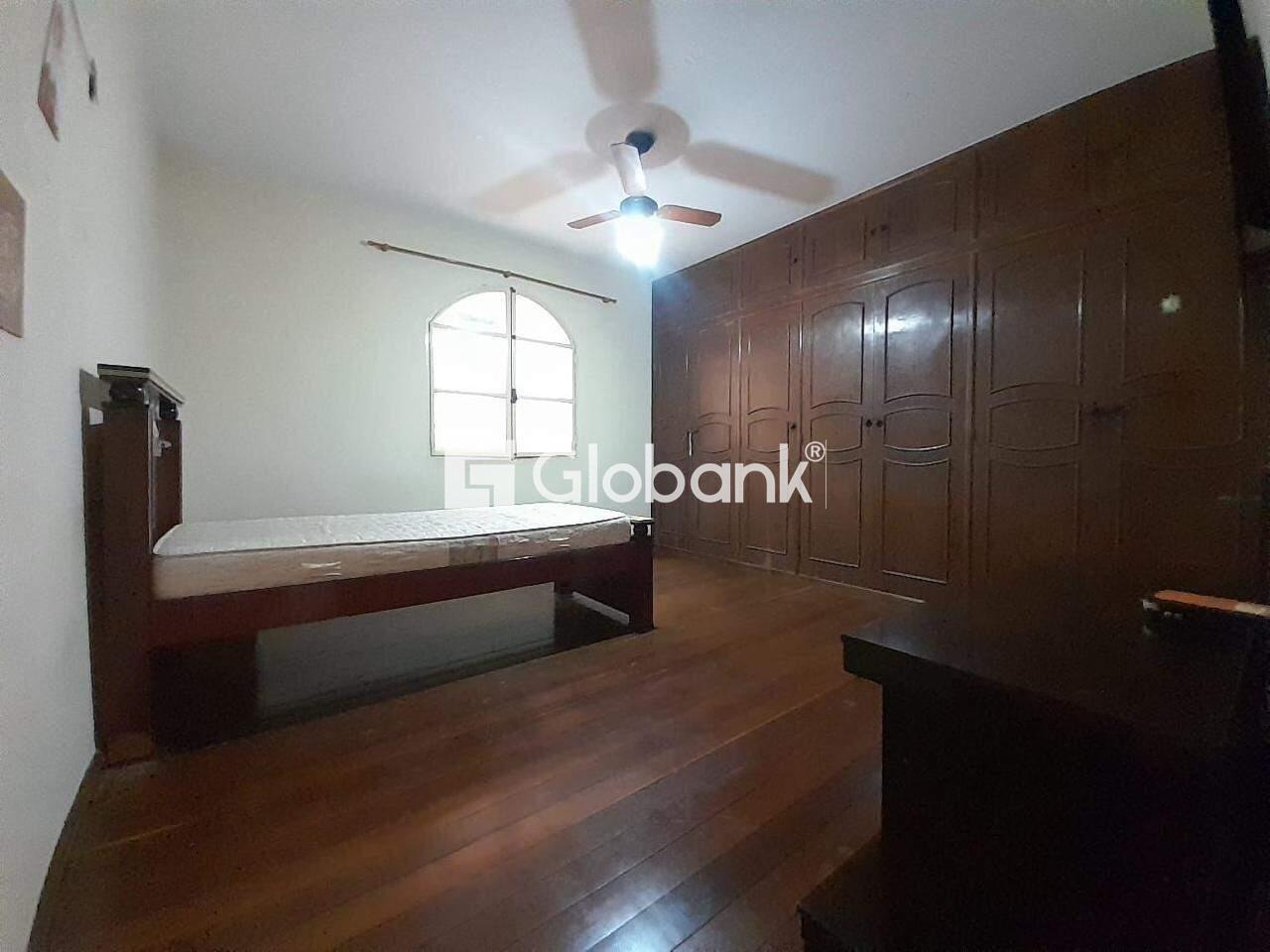 Casa 5 quartos à venda Todos os Santos 300m² Montes Claros MG: 