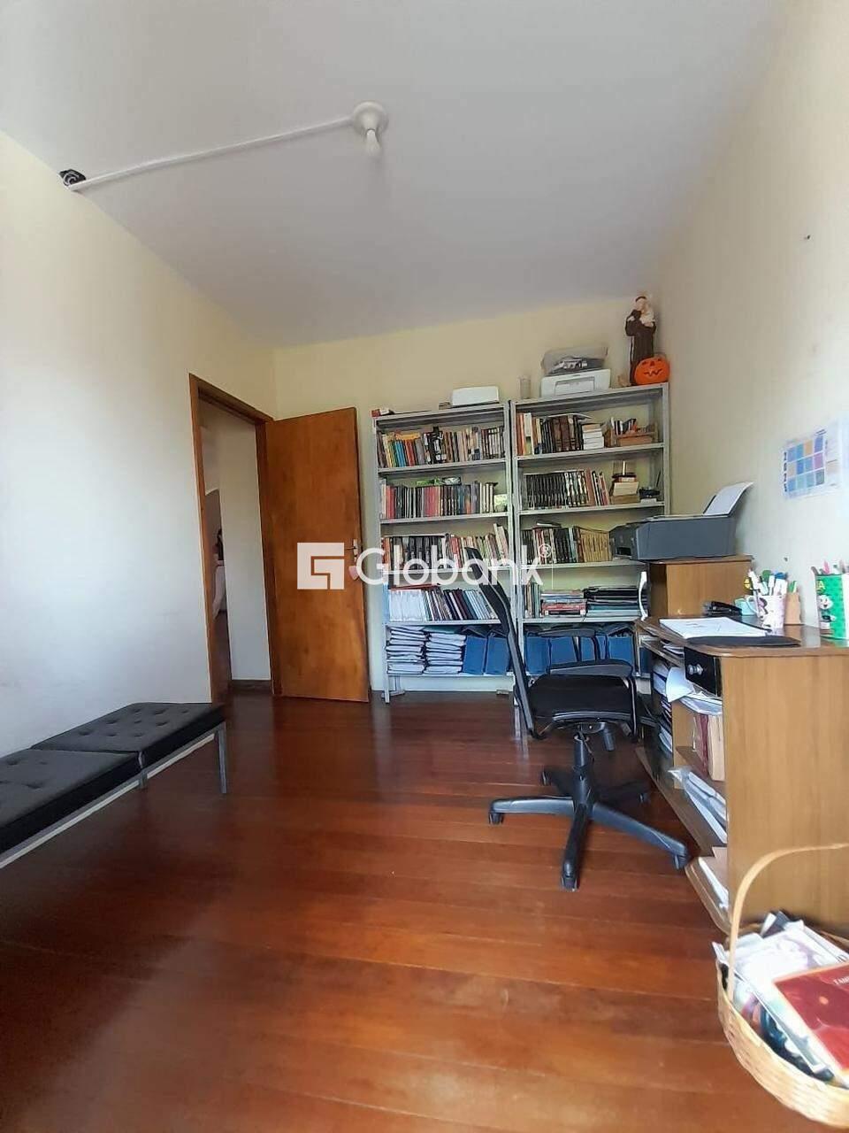 Casa 5 quartos à venda Todos os Santos 300m² Montes Claros MG: 