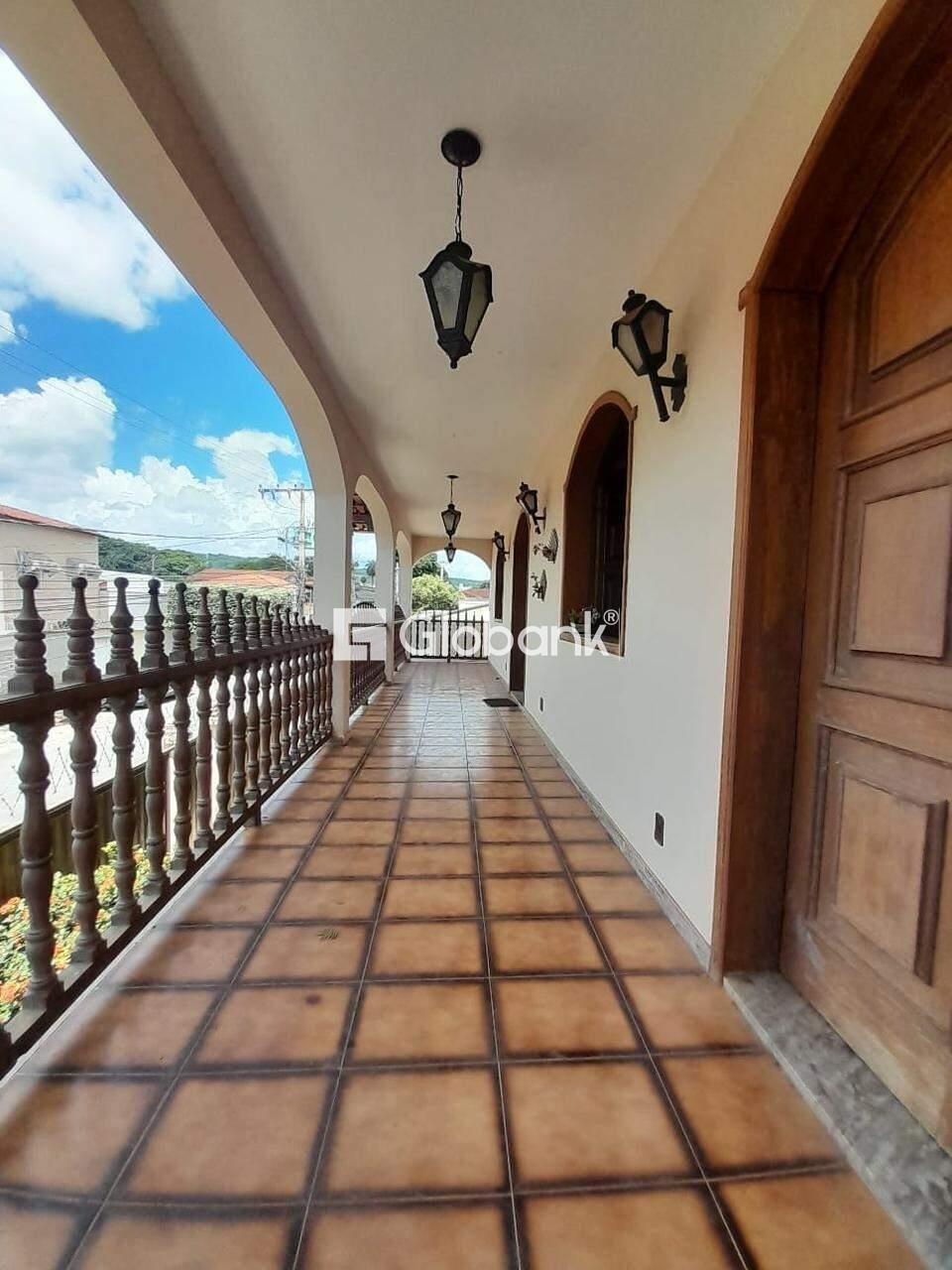Casa 5 quartos à venda Todos os Santos 300m² Montes Claros MG: 