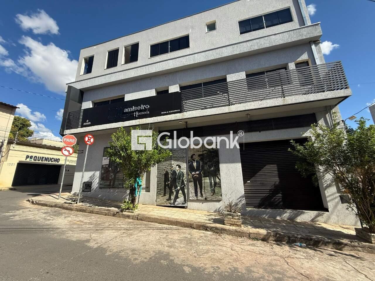 Ponto comercial para aluguel Centro 140m² Montes Claros MG: Fachada