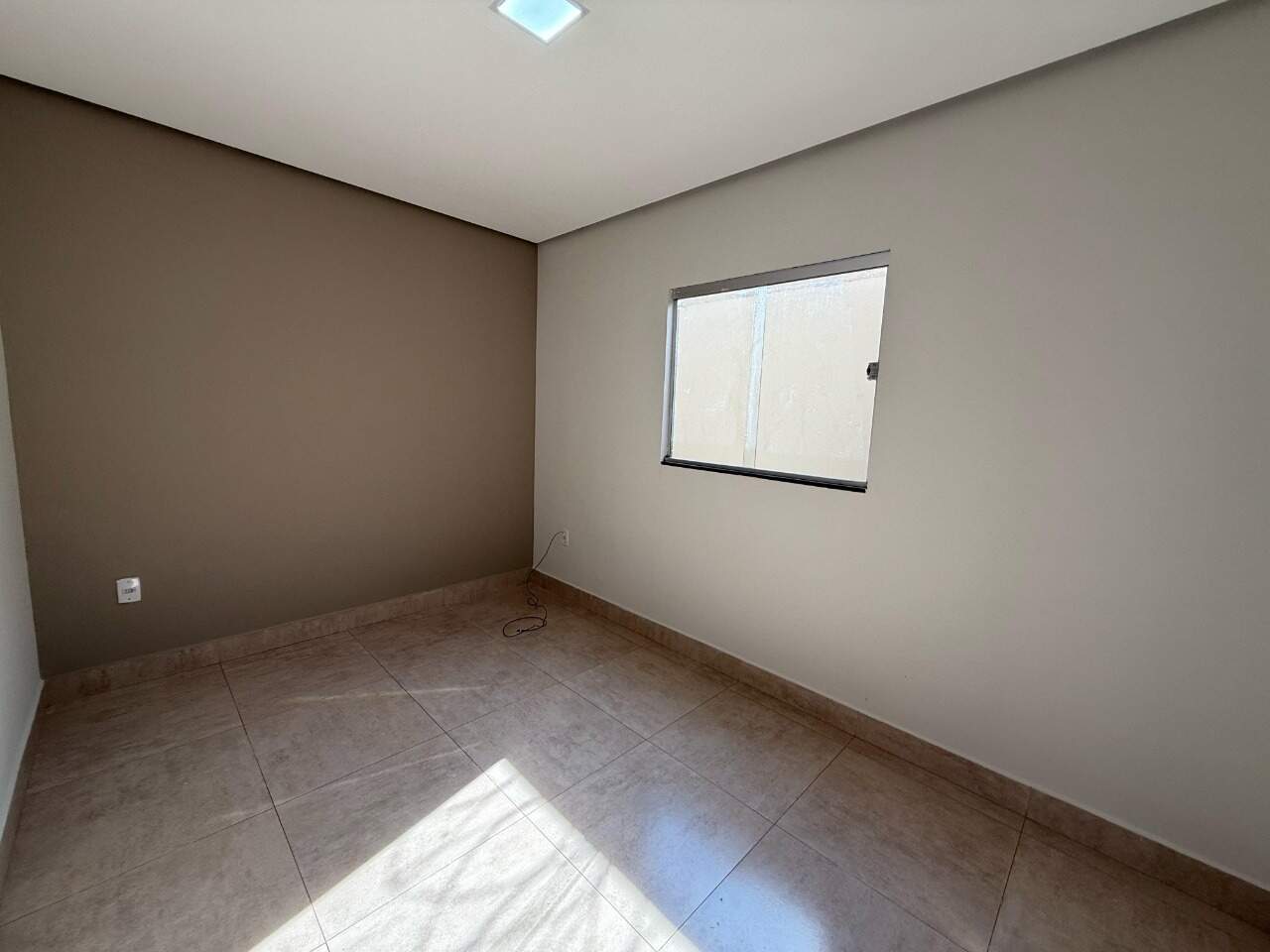 Casa 2 quartos para aluguel Jardim Olímpico 70m² Montes Claros MG: Quarto