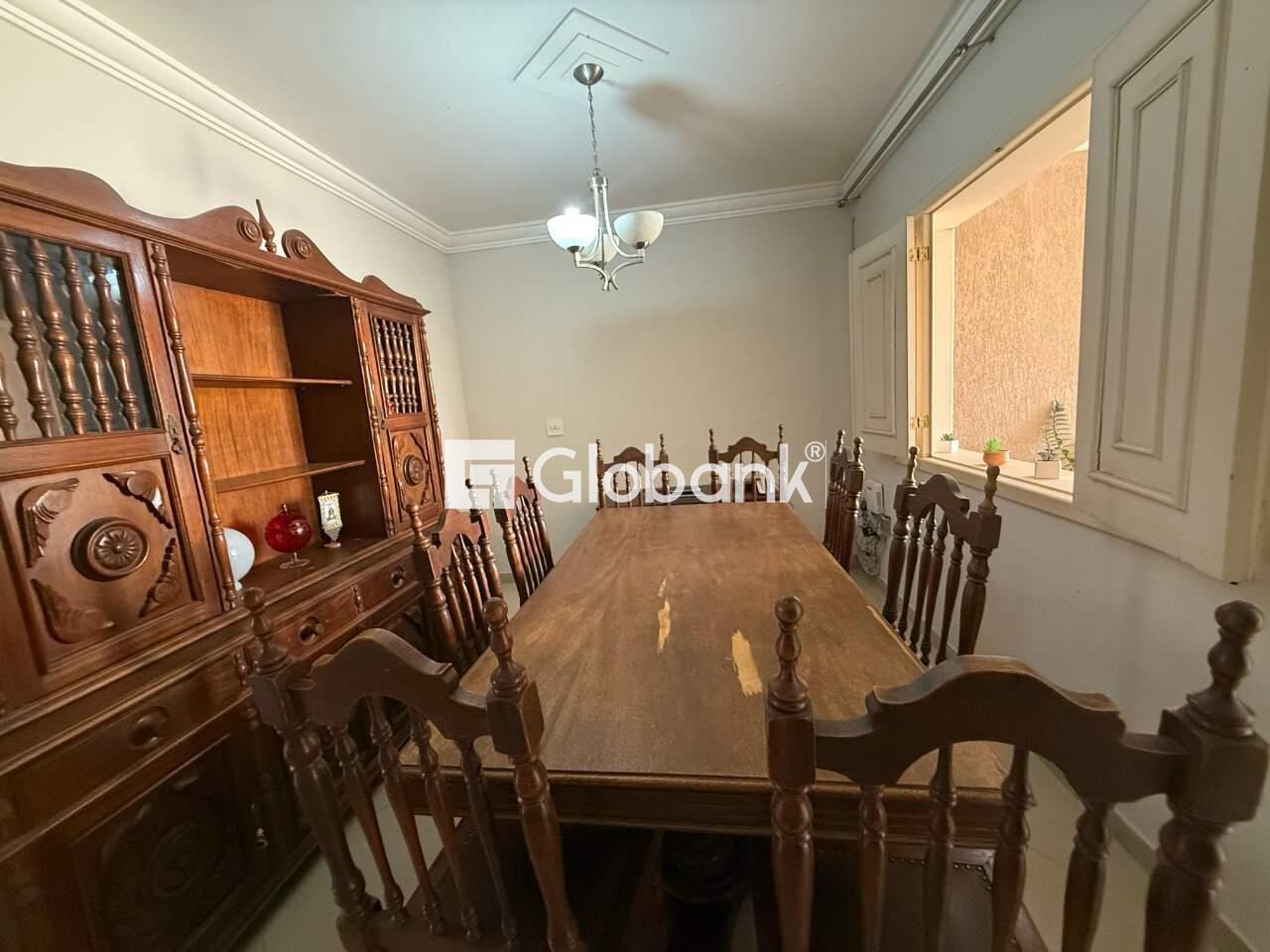 Casa 3 quartos para aluguel Centro 110m² Montes Claros MG: Sala