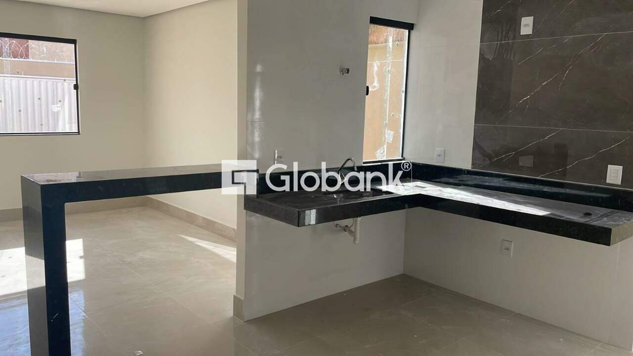 Casa 3 quartos à venda Alterosas 74,86m² Montes Claros MG: Cozinha