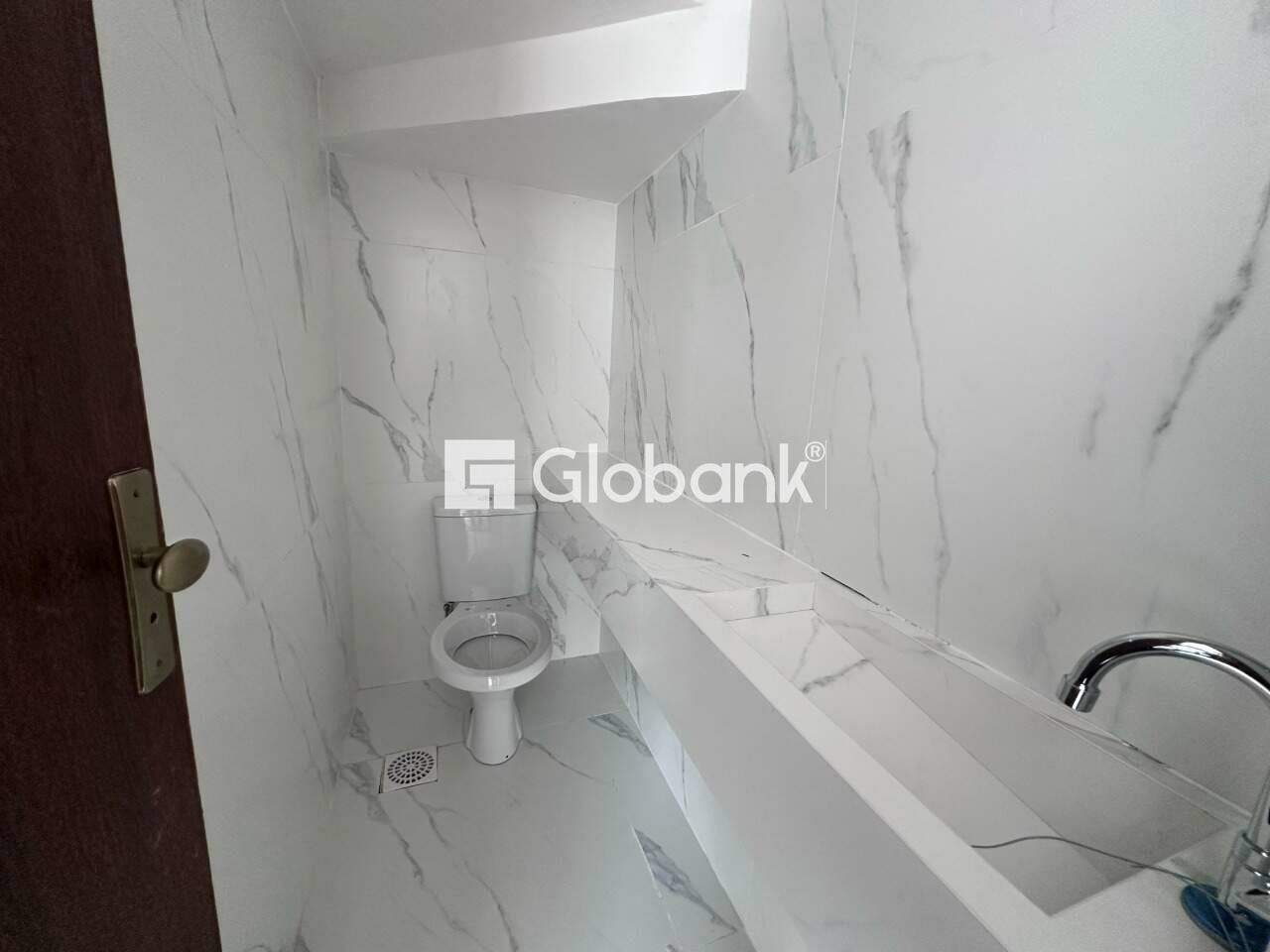 Sobrado 2 quartos à venda Vila Campos 67,5m² Montes Claros MG: Banheiro