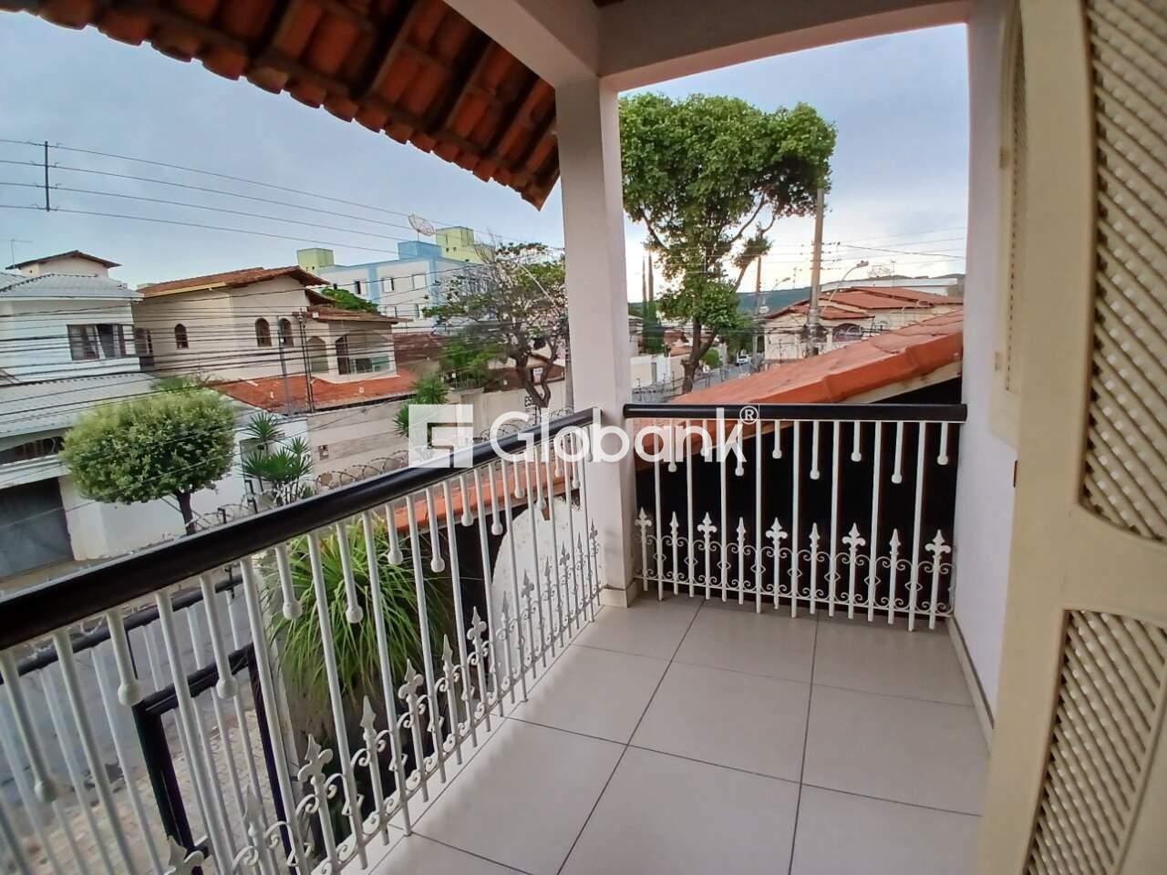 Casa 5 quartos à venda Cidade Santa Maria 420m² Montes Claros MG: 