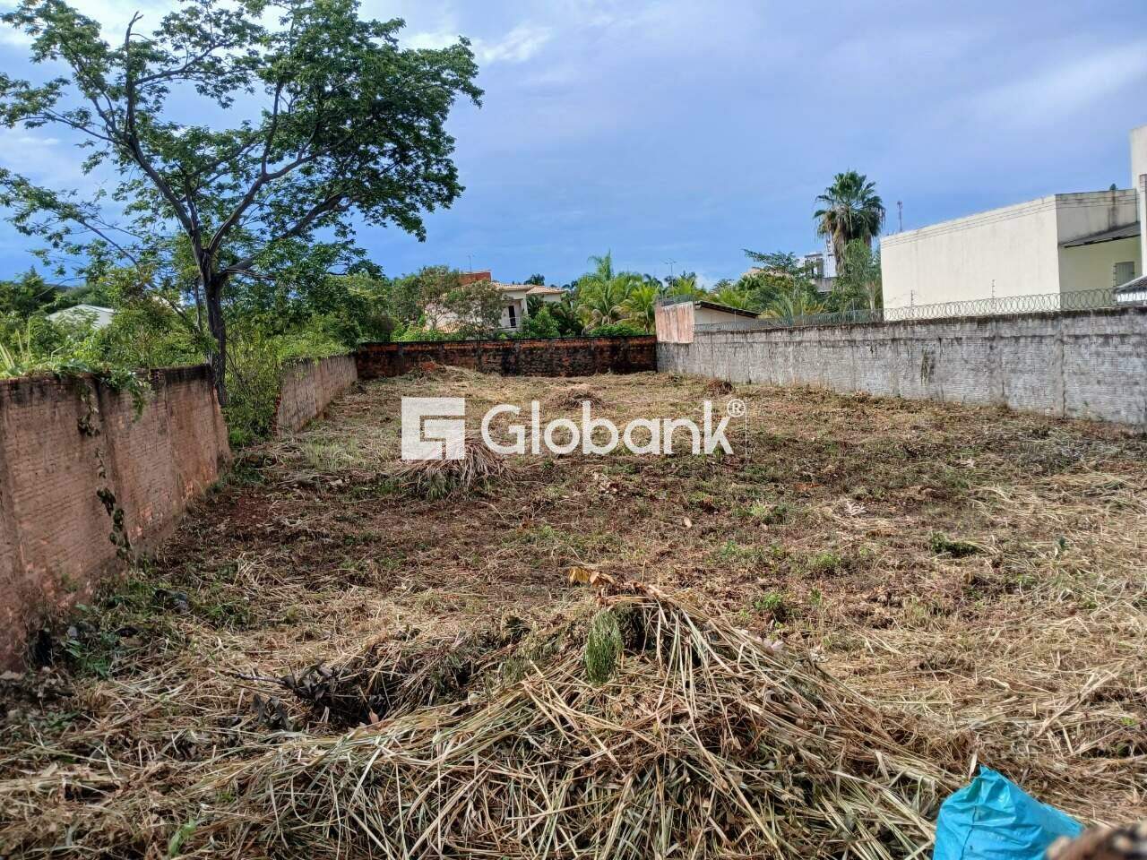 Terreno à venda Ibituruna 1.045m² Montes Claros MG: 