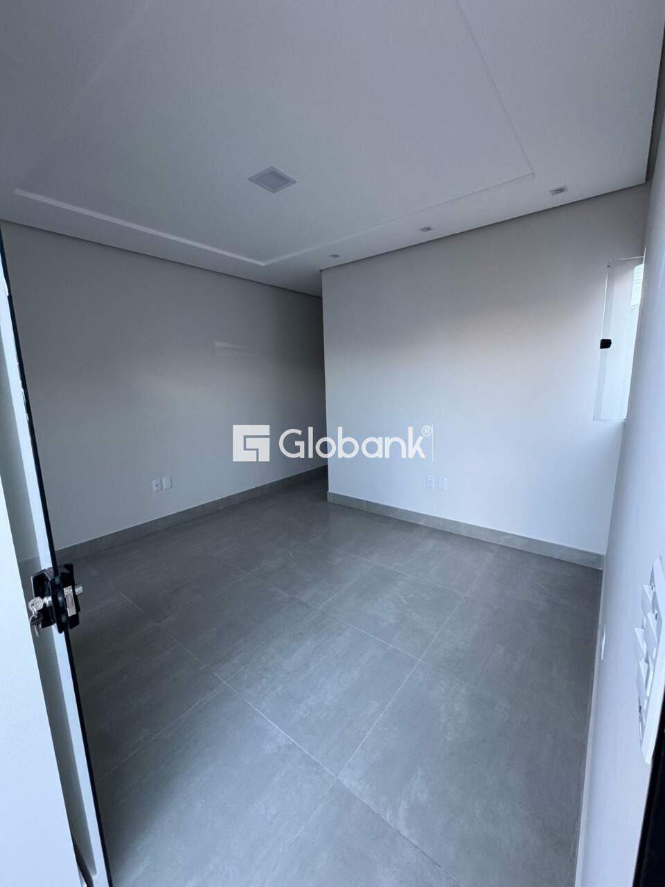 Casa 3 quartos à venda Loteamento Novo Primavera 60m² Montes Claros MG: 