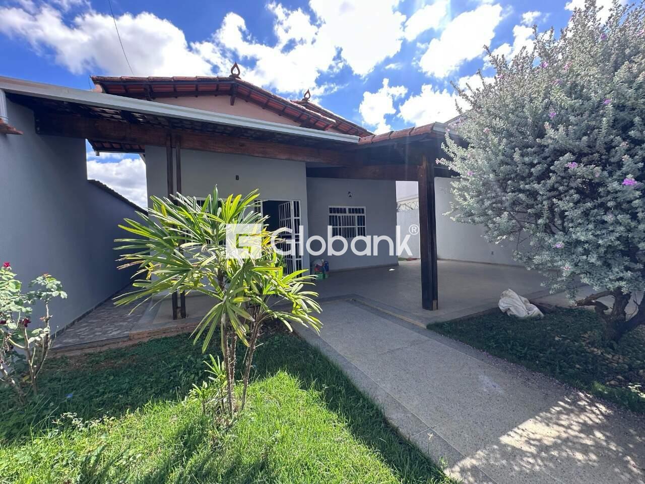 Casa 3 quartos à venda Cintra 180m² Montes Claros MG: 