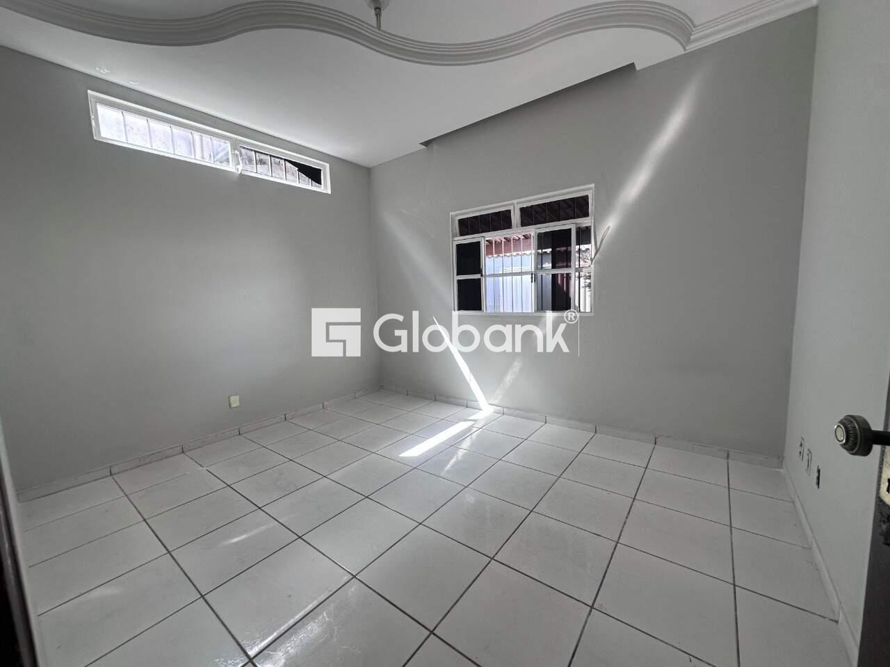 Casa 3 quartos à venda Cintra 180m² Montes Claros MG: 