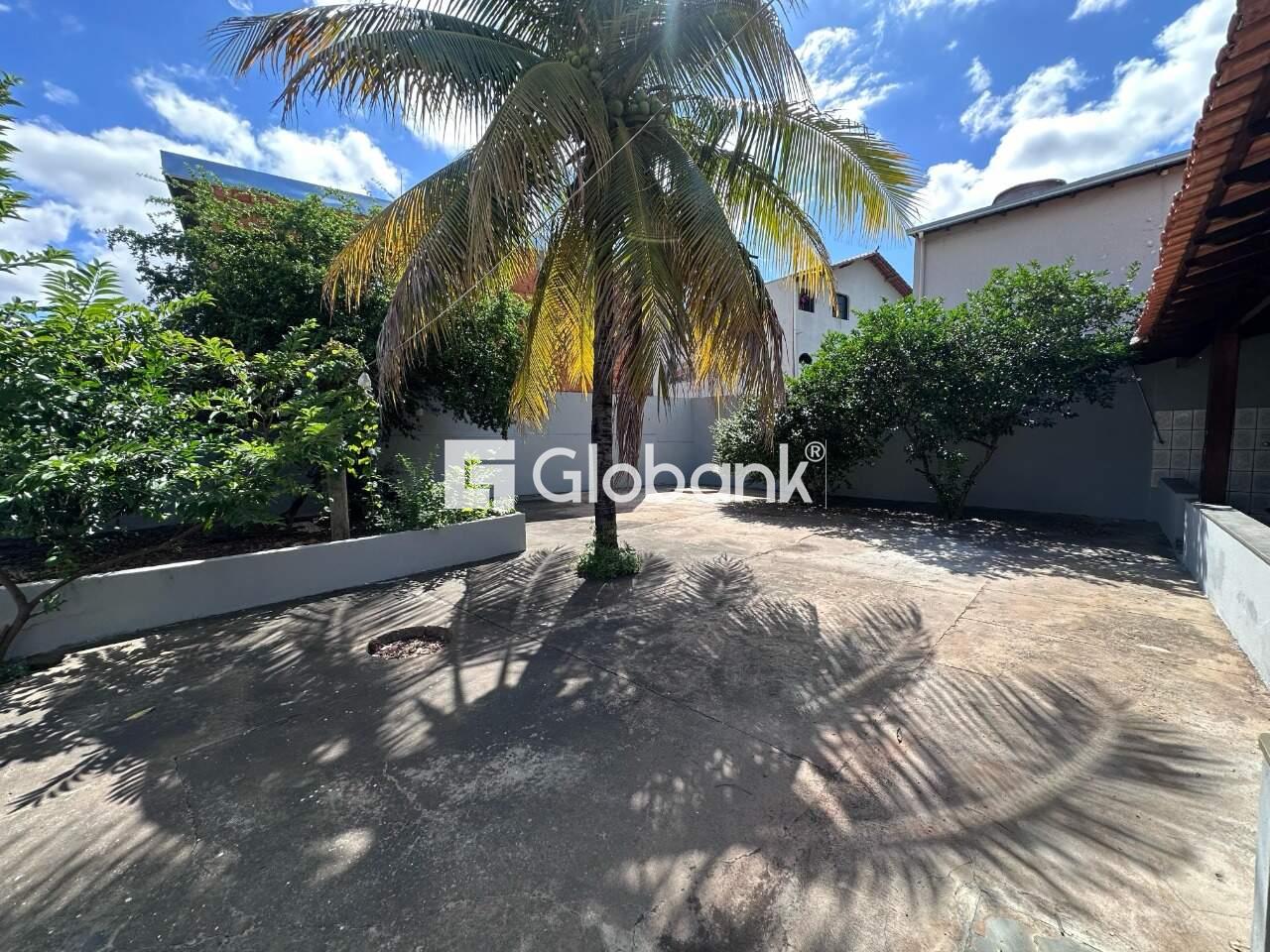 Casa 3 quartos à venda Cintra 180m² Montes Claros MG: 