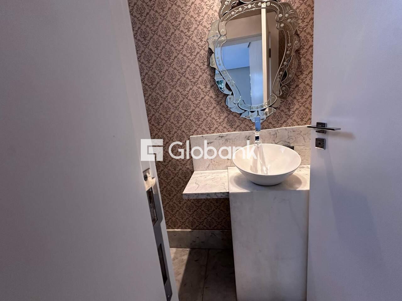 Casa em condomínio 4 quartos à venda Ibituruna 367,95m² Montes Claros MG: Banheiro