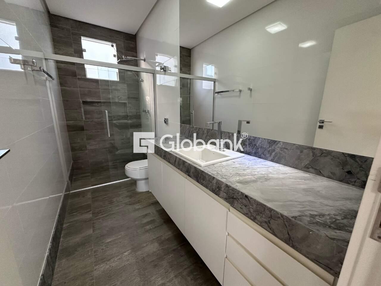 Casa em condomínio 4 quartos à venda Ibituruna 367,95m² Montes Claros MG: Banheiro