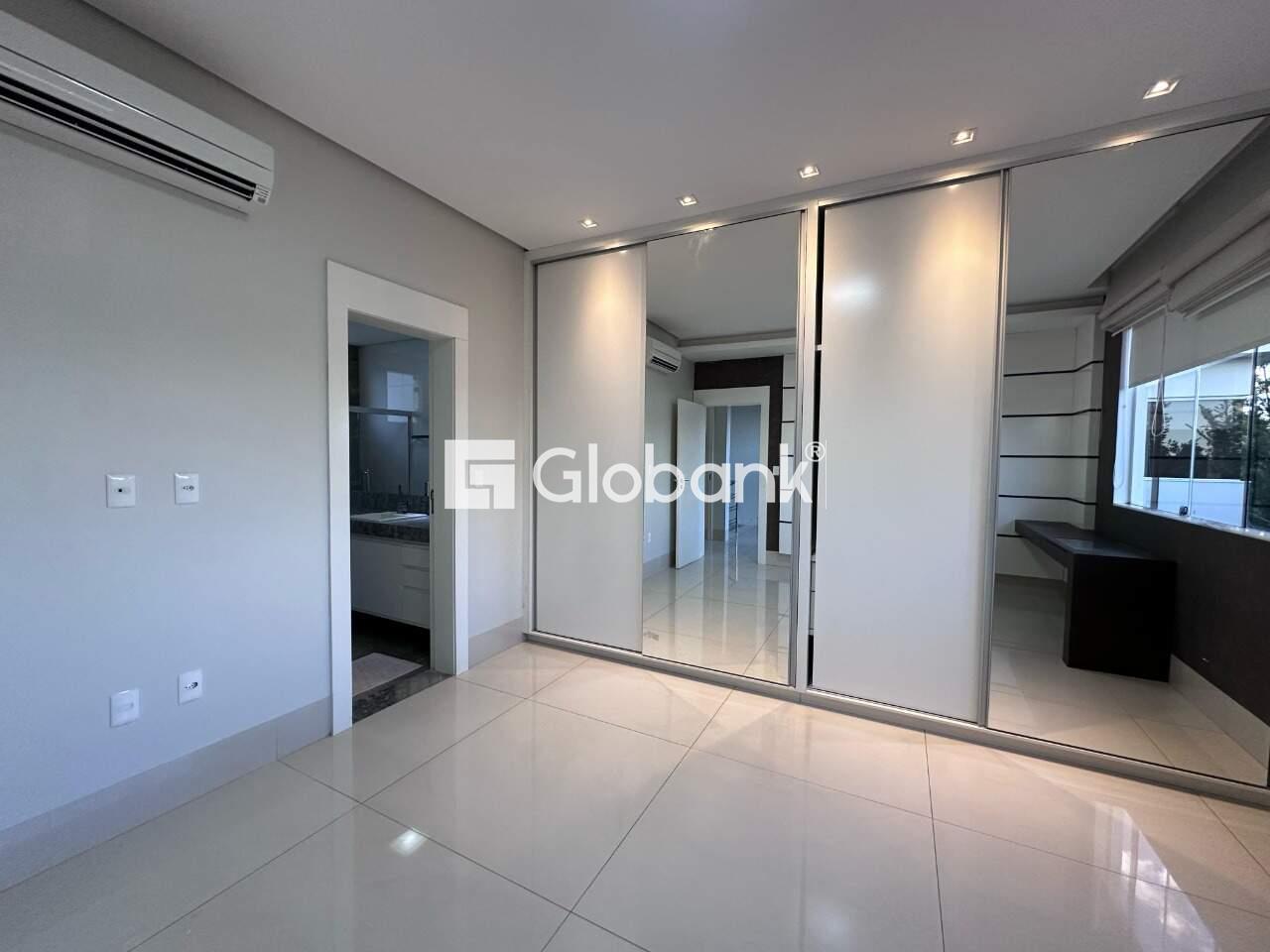 Casa em condomínio 4 quartos à venda Ibituruna 367,95m² Montes Claros MG: 