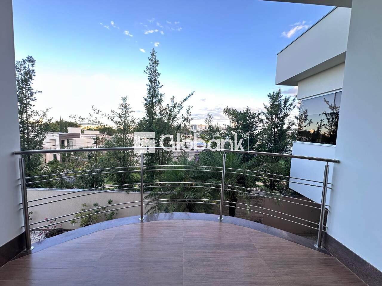Casa em condomínio 4 quartos à venda Ibituruna 367,95m² Montes Claros MG: Varanda