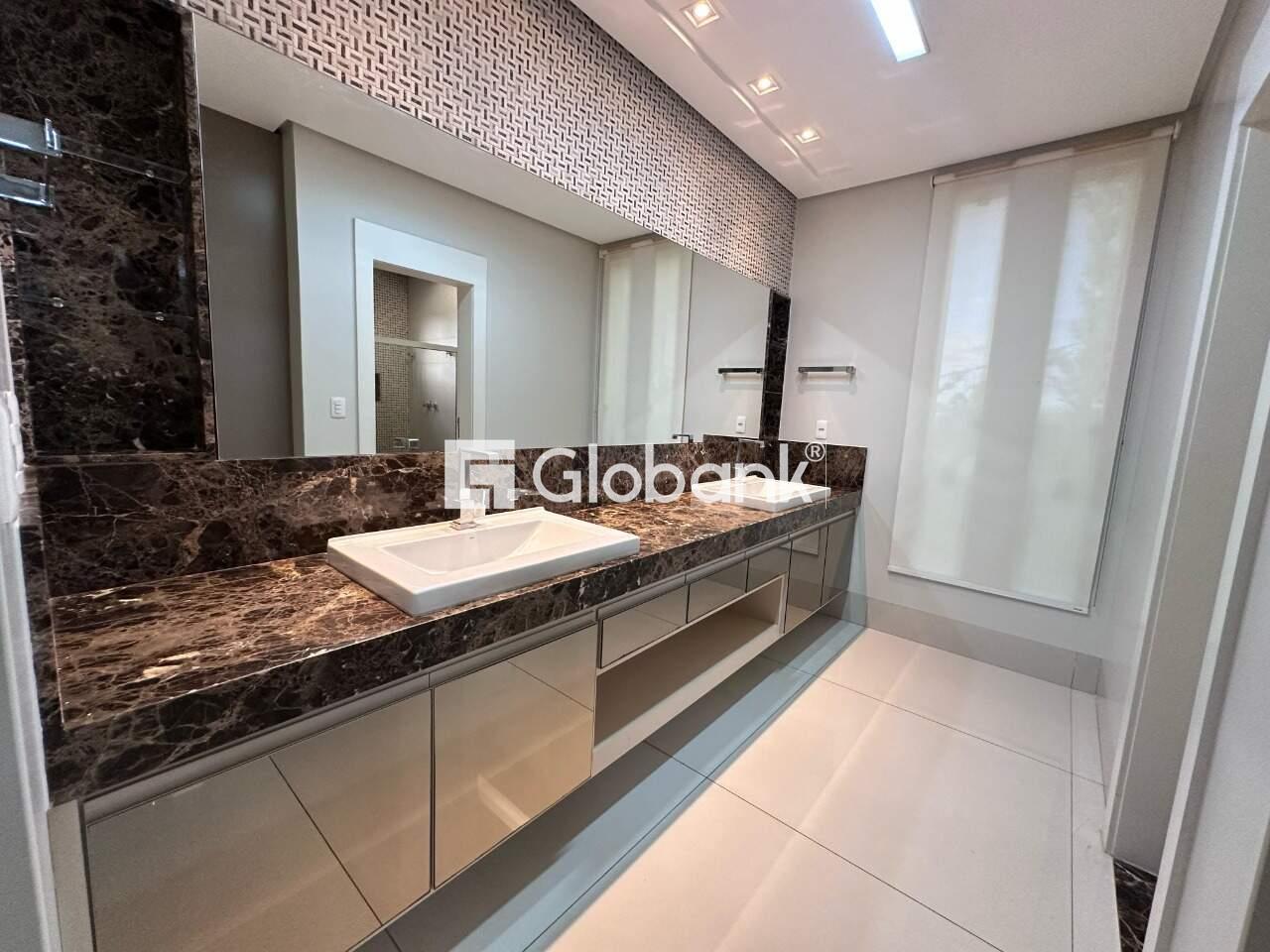 Casa em condomínio 4 quartos à venda Ibituruna 367,95m² Montes Claros MG: Banheiro