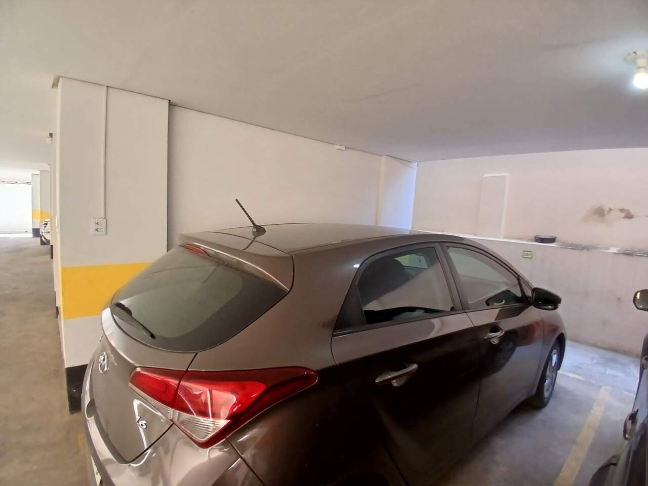 Apartamento 3 quartos para aluguel São José 98m² Montes Claros MG: Garagem