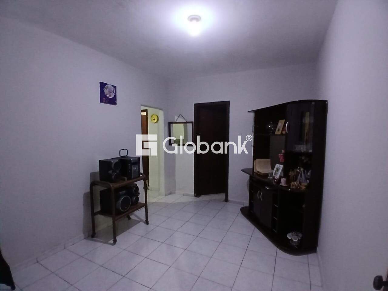 Casa 6 quartos à venda Major Prates 0m² Montes Claros MG: Casa 2