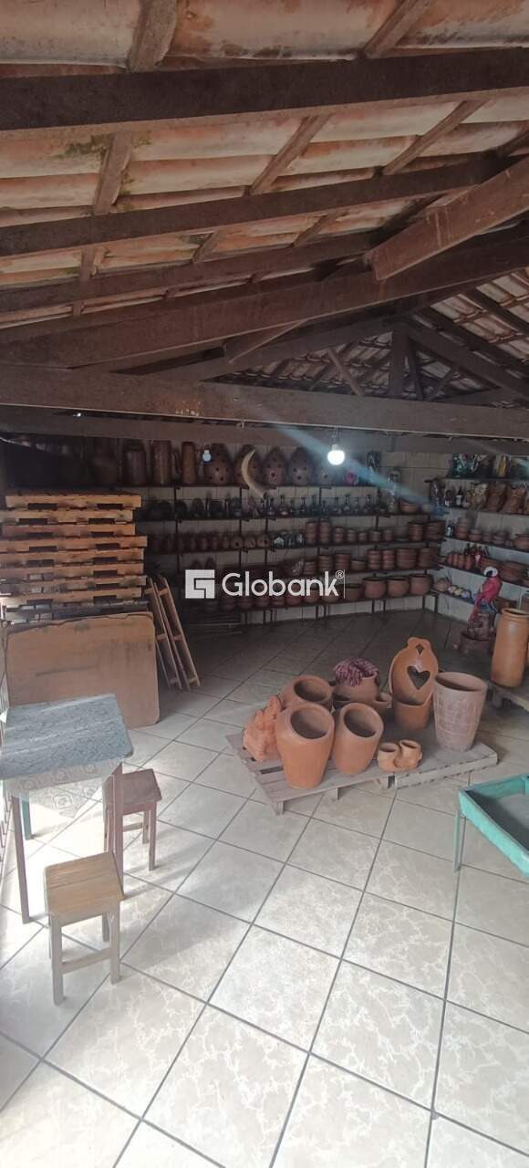 Alojamento 10 quartos à venda Nossa Senhora de Fátima 0m² Montes Claros MG: