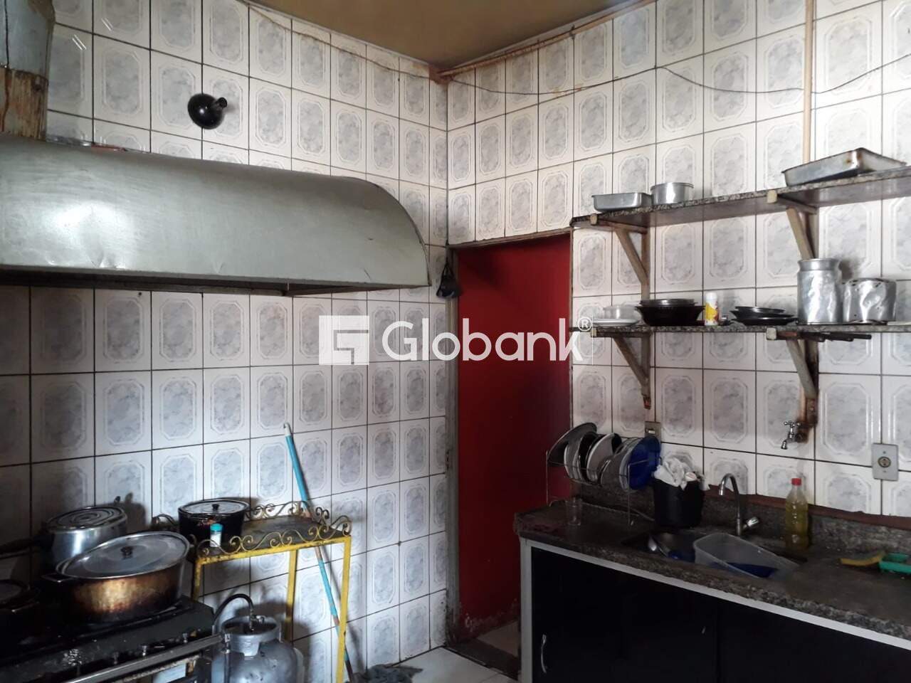 Alojamento 10 quartos à venda Nossa Senhora de Fátima 0m² Montes Claros MG: