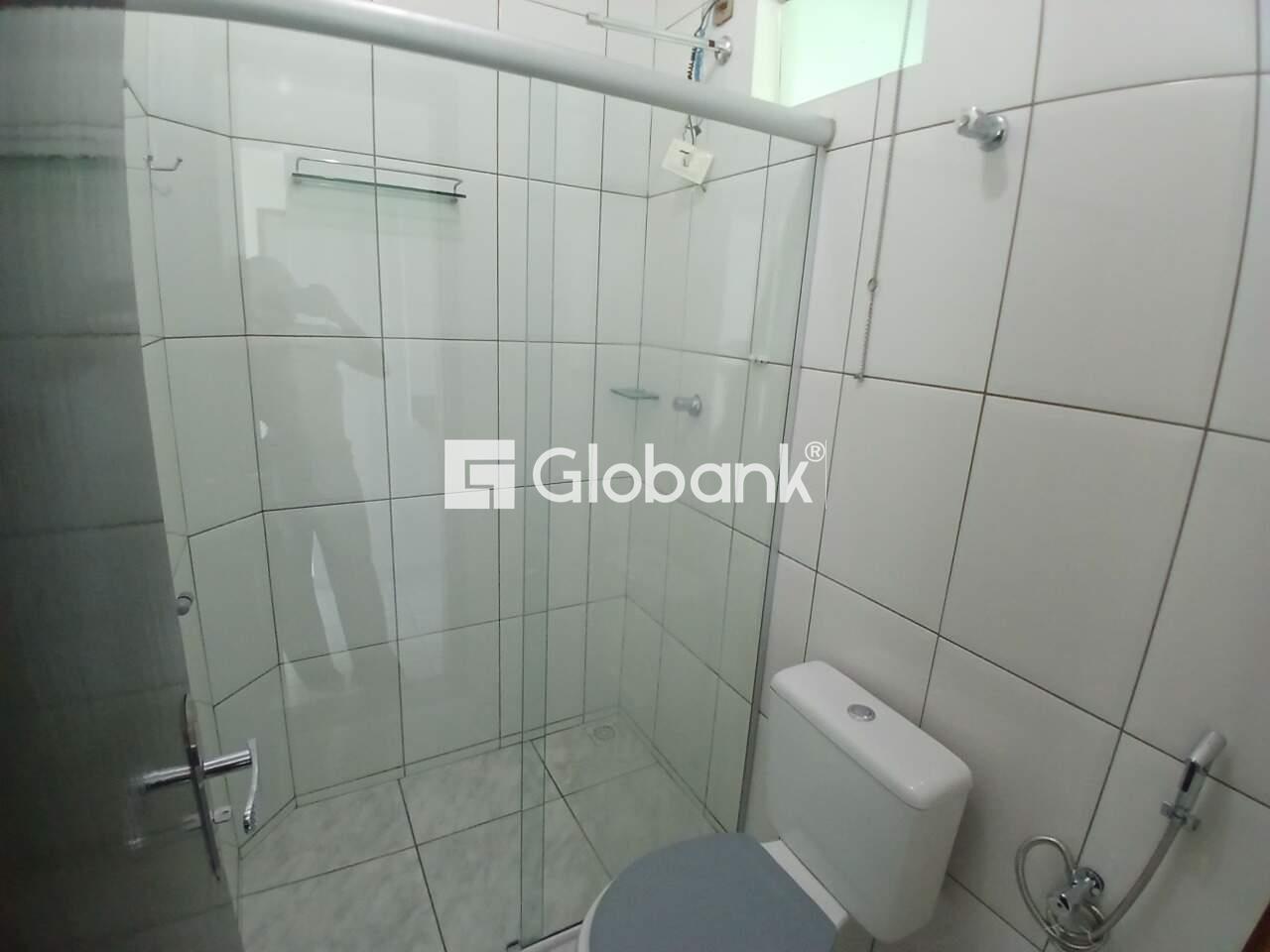 Apartamento 2 quartos para aluguel Melo 48m² Montes Claros MG: Banheiro