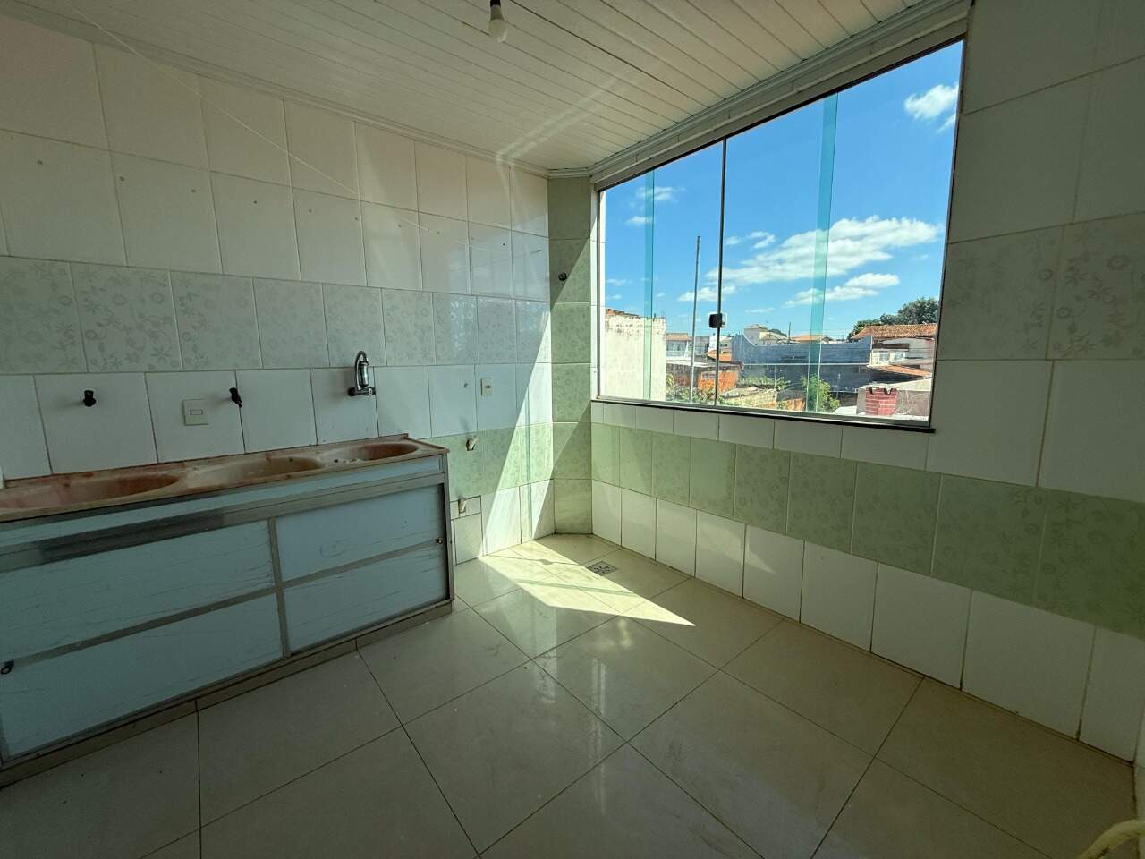 Apartamento 3 quartos para aluguel Monte Carmelo 110m² Montes Claros MG: rea de servi o