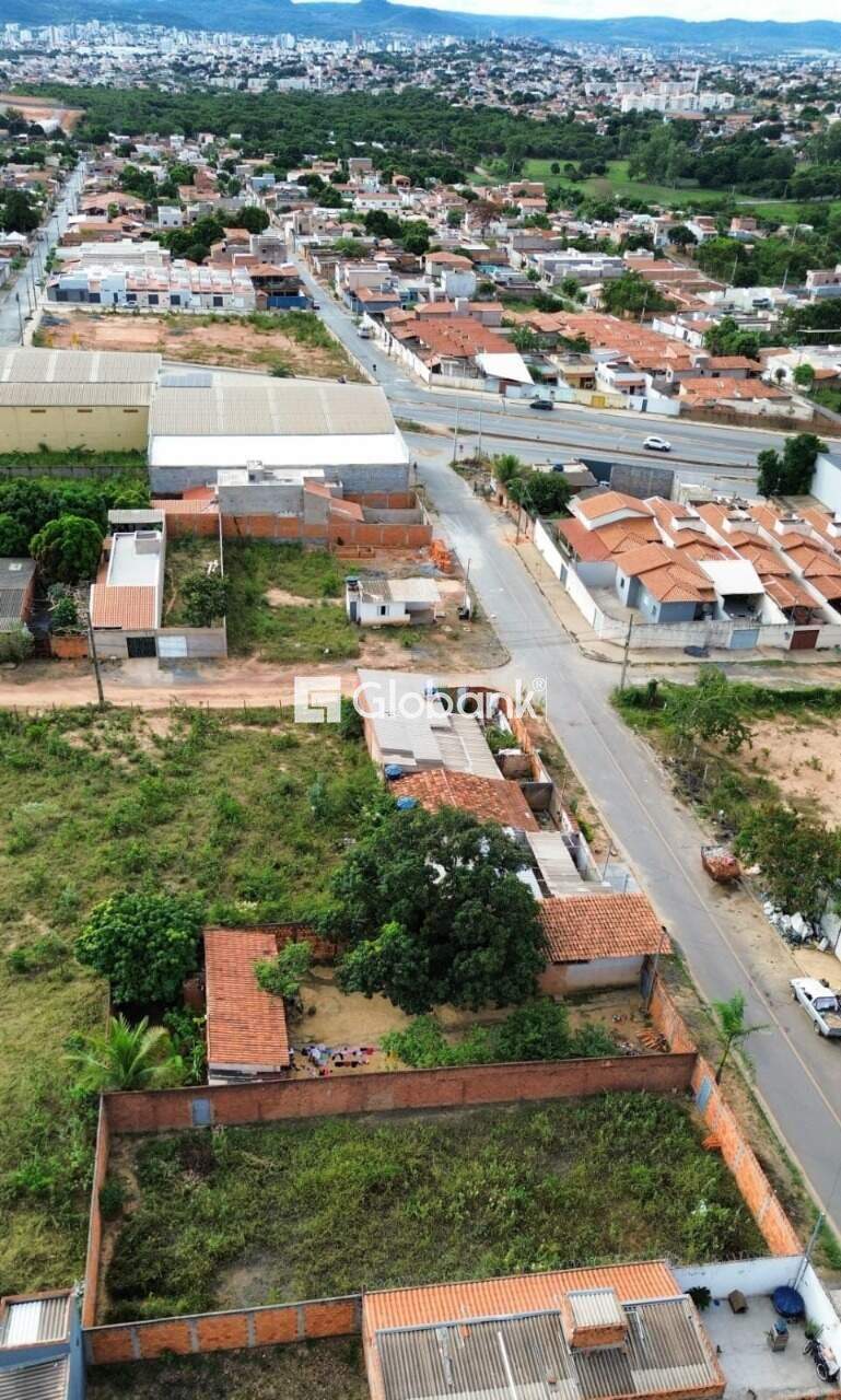 Terreno à venda Santo Amaro 360m² Montes Claros MG: 