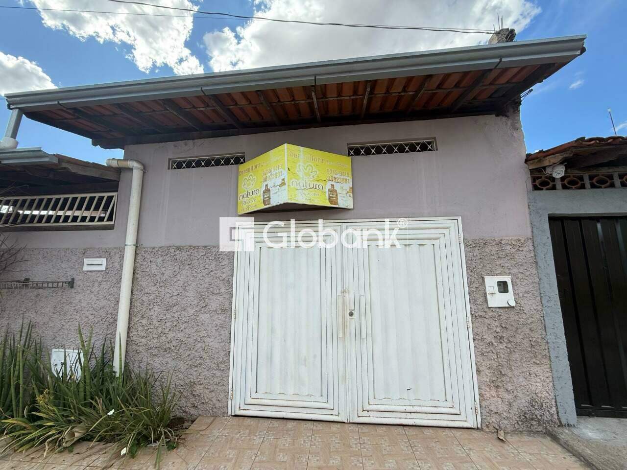 Ponto comercial para aluguel Santa Lúcia 20m² Montes Claros MG: Fachada