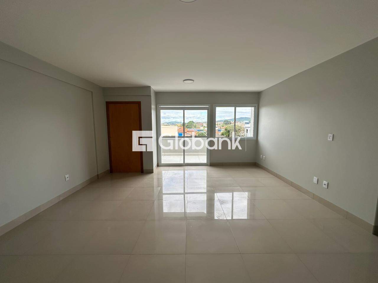 Apartamento 3 quartos para aluguel Major Prates 140m² Montes Claros MG: 
