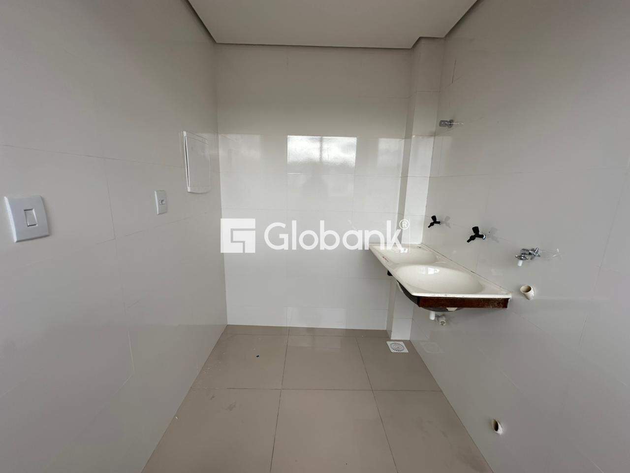 Apartamento 3 quartos para aluguel Major Prates 140m² Montes Claros MG: 