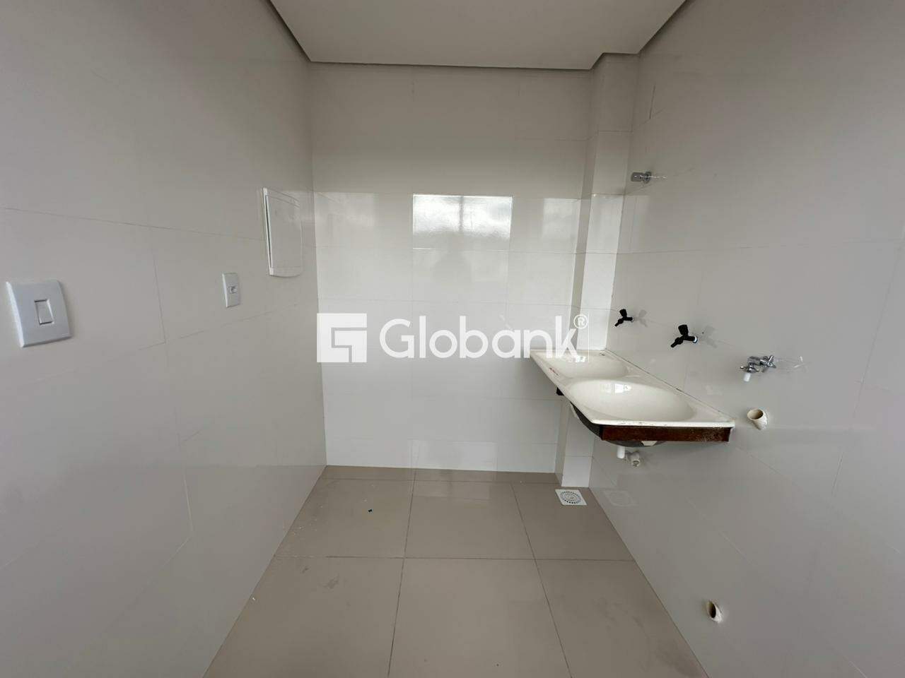 Apartamento 3 quartos para aluguel Major Prates 120m² Montes Claros MG: 