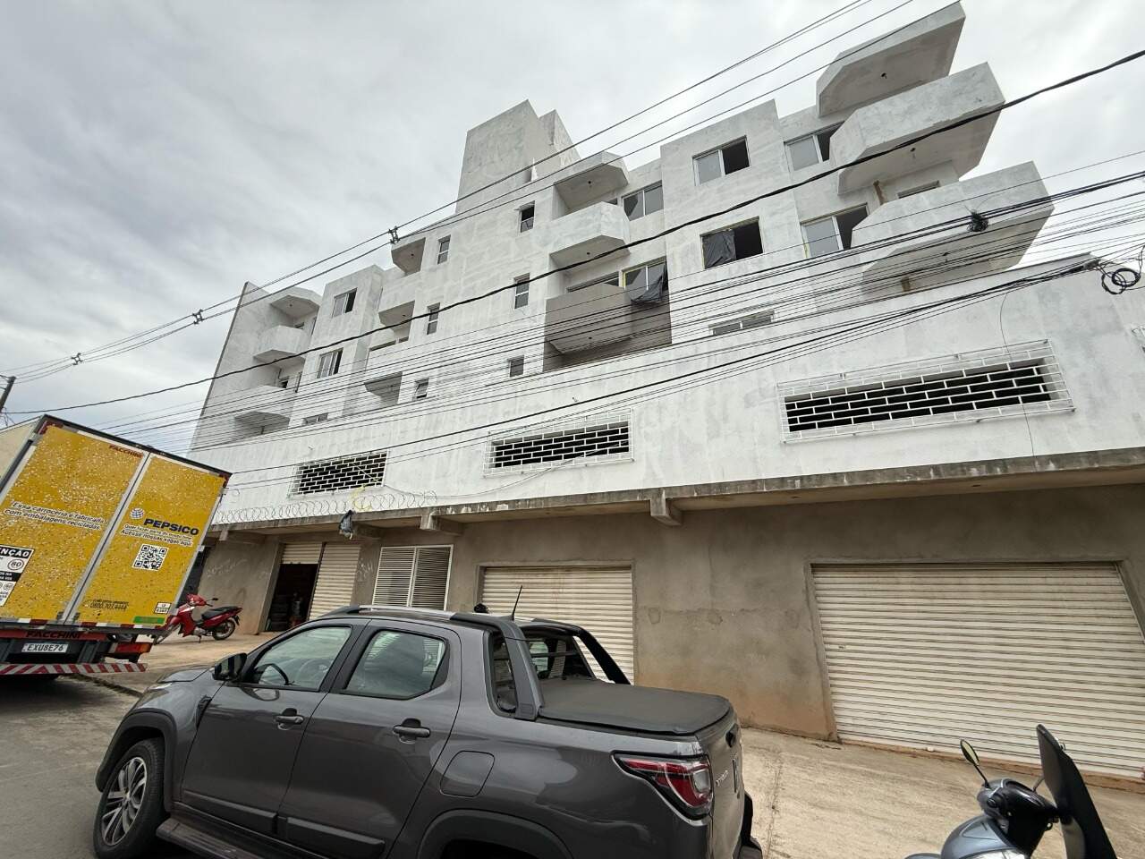 Apartamento 3 quartos para aluguel Major Prates 120m² Montes Claros MG: Fachada